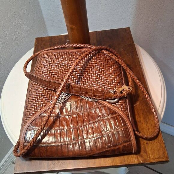 Brighton Vtg Brown Crossbody Bag with Woven Leather Texture - Picture 4 of 9